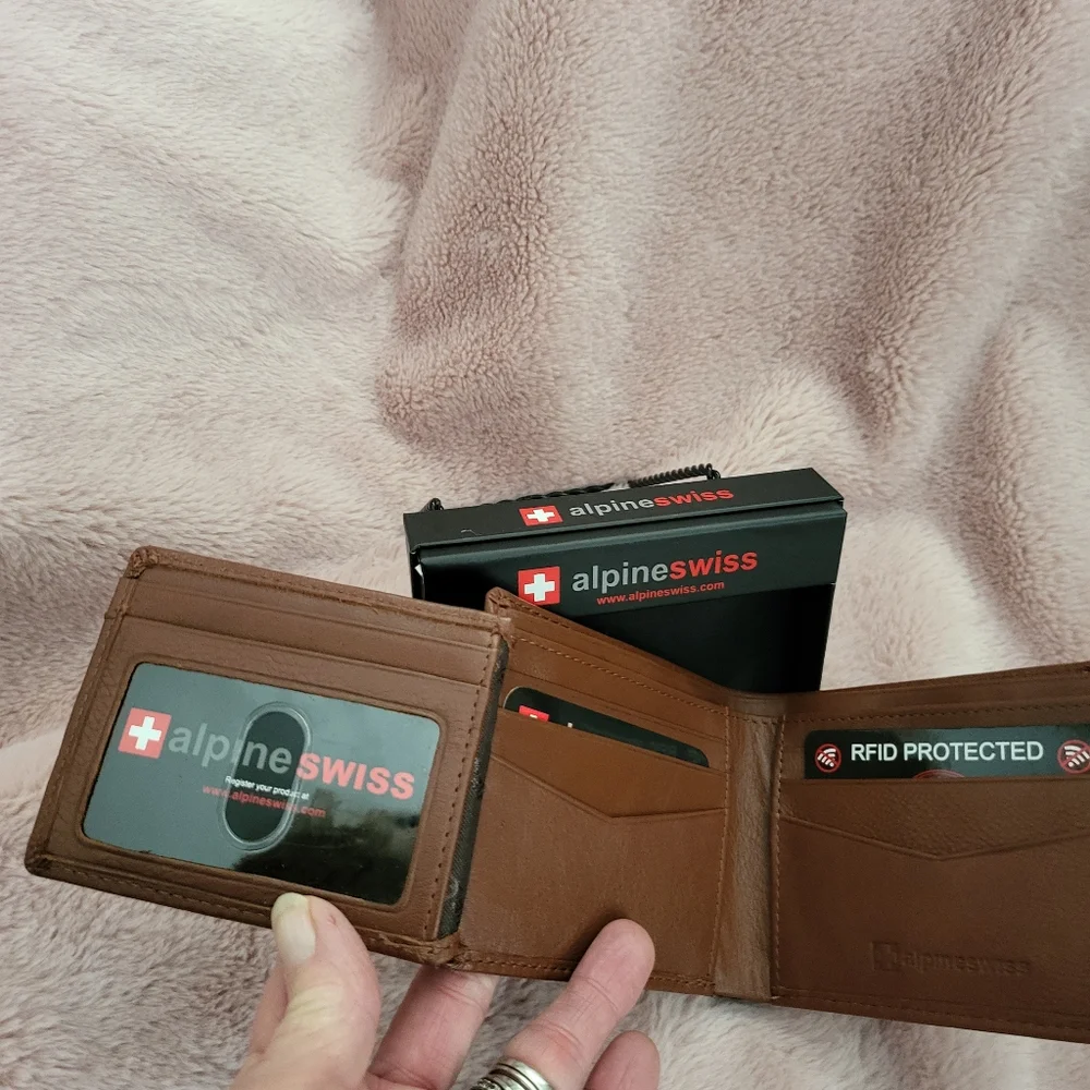 Alpine Swiss men's wallet